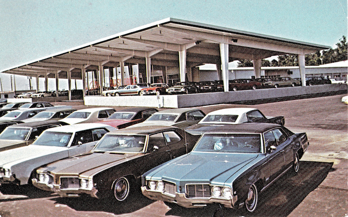 Collins Oldsmobile, Indianapolis IN, 1971
