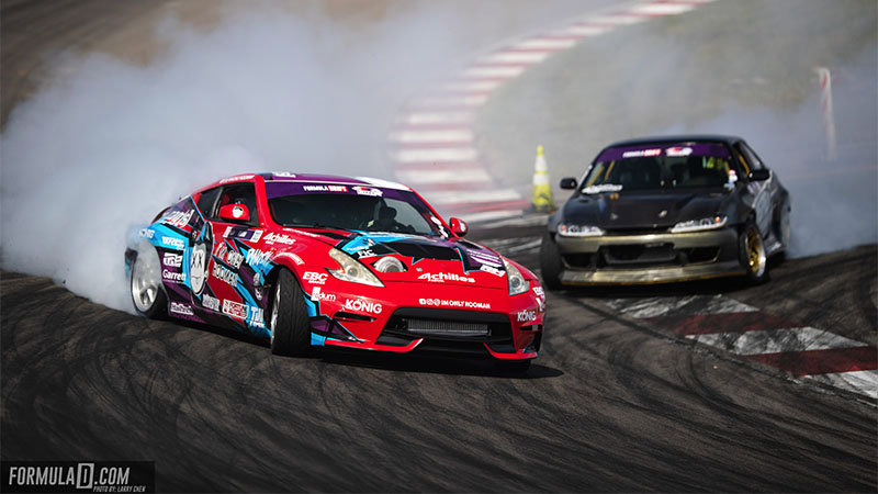 Two cars on track drifting. Source | Formula Drift