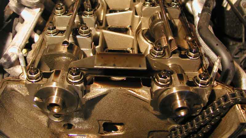 Timing chain in Ford engine