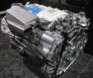 Mercedes-Benz M156 V8 engine picture